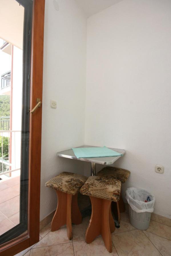Apartments By The Sea Podaca, Makarska - 6874 Екстер'єр фото