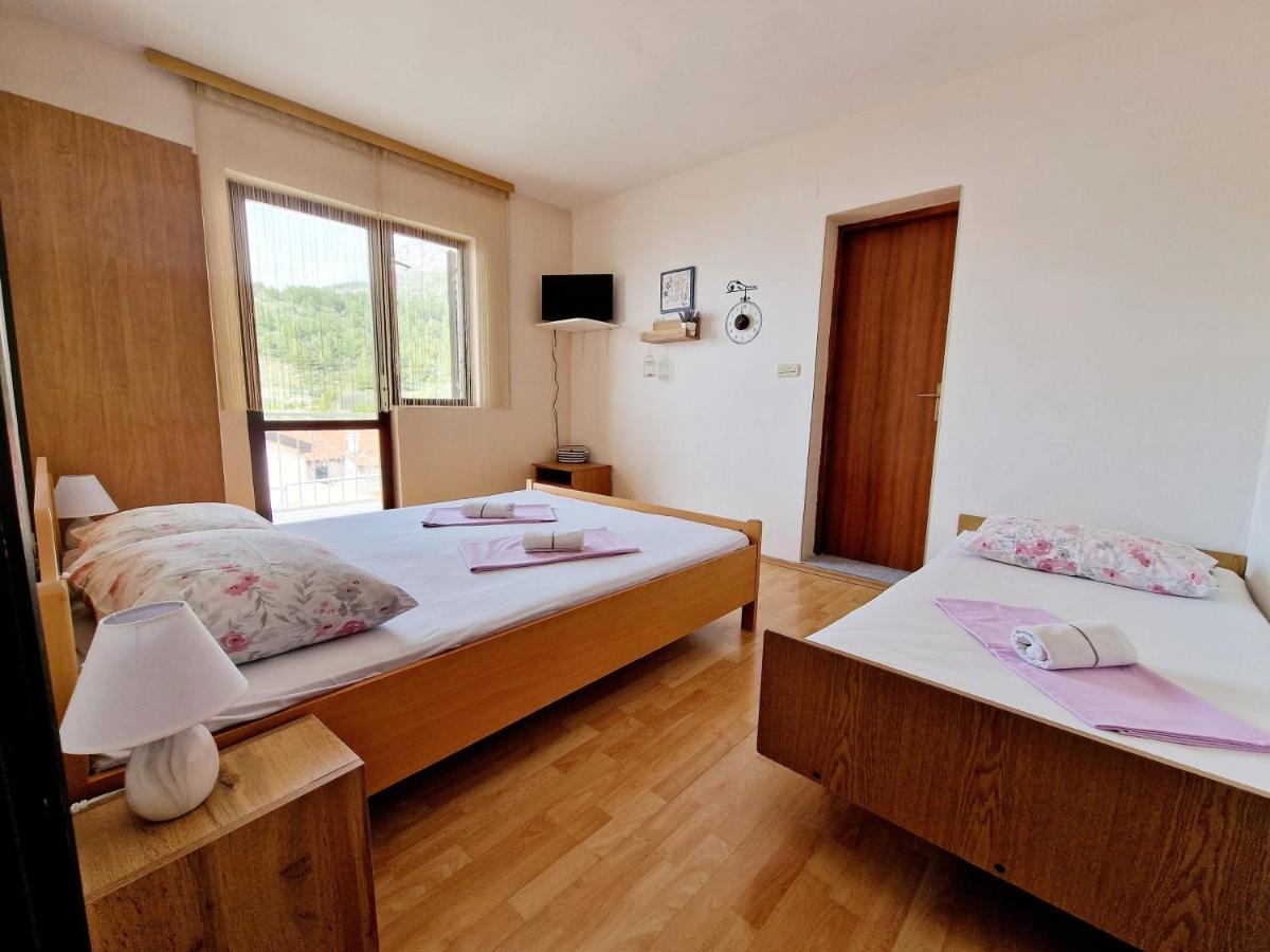 Apartments By The Sea Podaca, Makarska - 6874 Екстер'єр фото